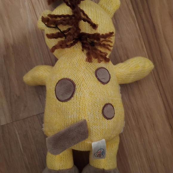Spark Create Imagine Giraffe Plush Knit Toy Stuffed Animal Yellow Brown Rattle - Picture 6 of 9